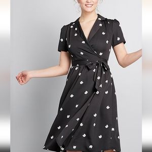 MODCLOTH Kitty Cat Print Tied and Timeless Black Wrap Dress Size XXS